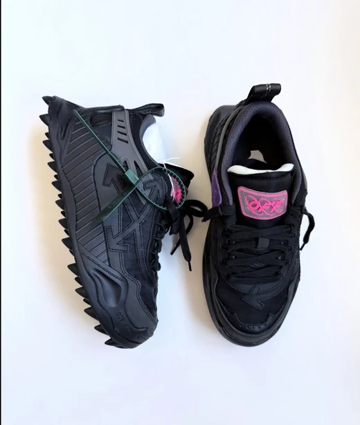 Off-White ODSY 1000 en Off-White ODSY 1000